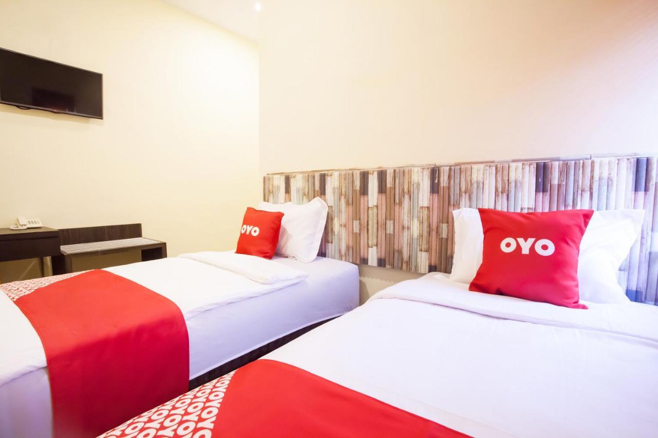 Oyo 2361 Hotel Winston Glugur Zewnętrze zdjęcie
