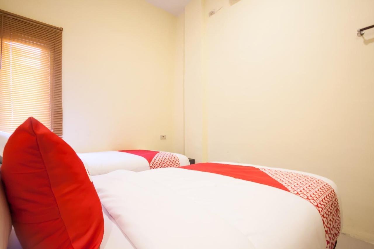 Oyo 2361 Hotel Winston Glugur Zewnętrze zdjęcie